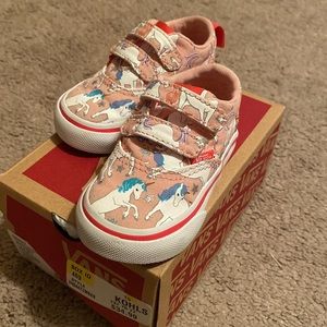 Vans Pink Unicorn Low Top Sz3